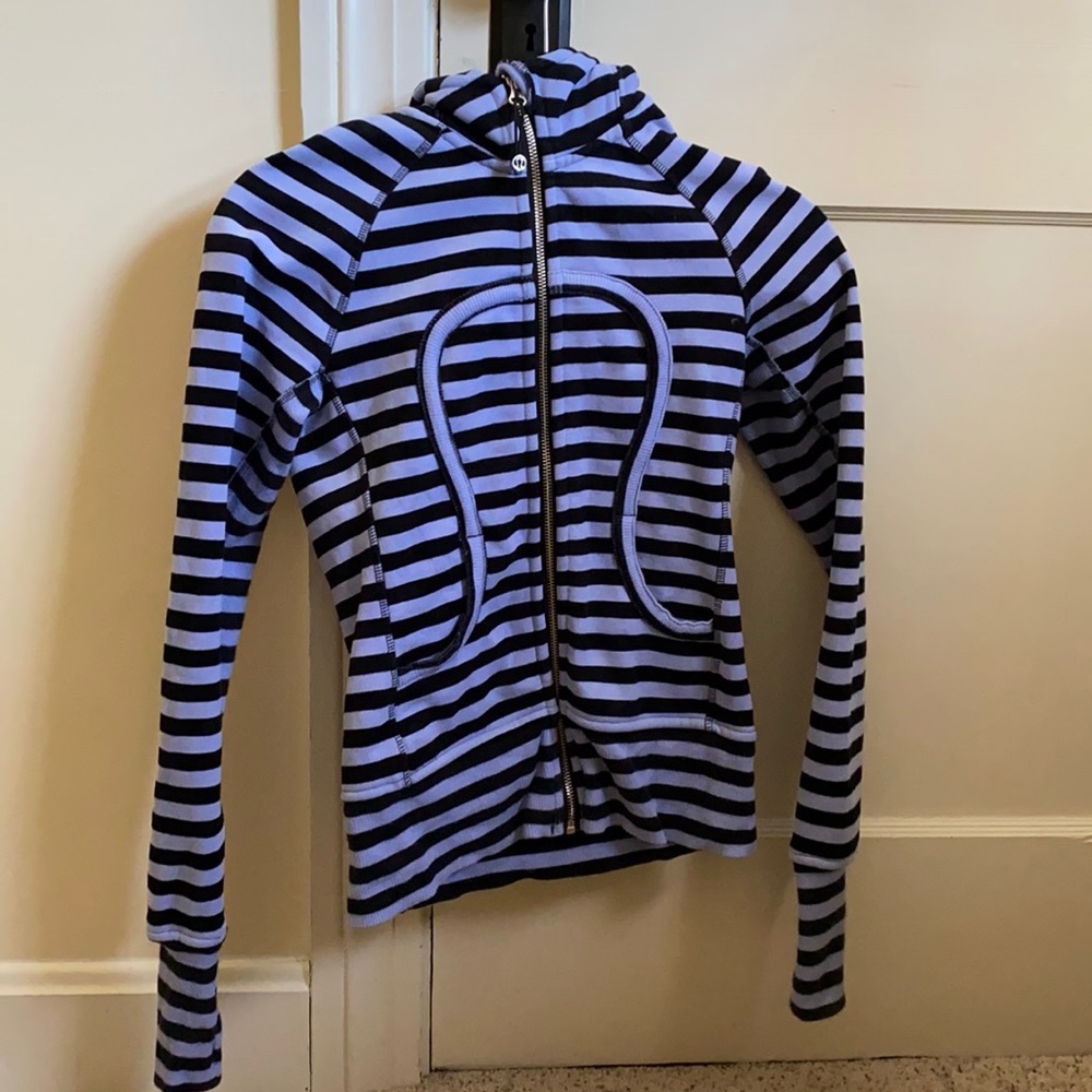 Lululemon Scuba Hoodie Jacket Sz 2.  Periwinkle and navy.  OM on back.